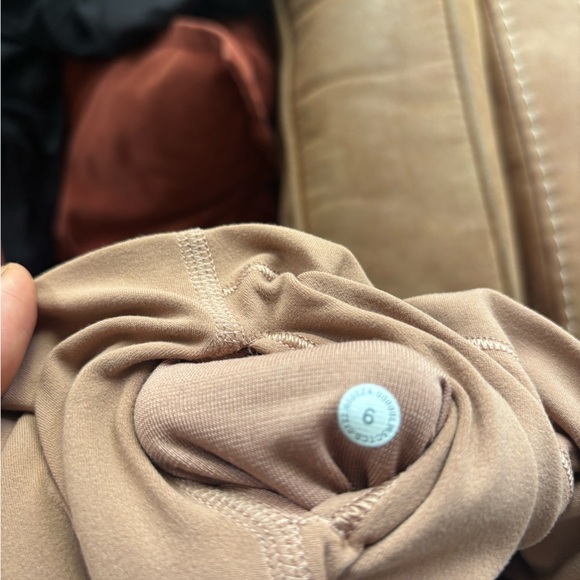 LULULEMON | align tight | size 6 - Picture 4 of 4